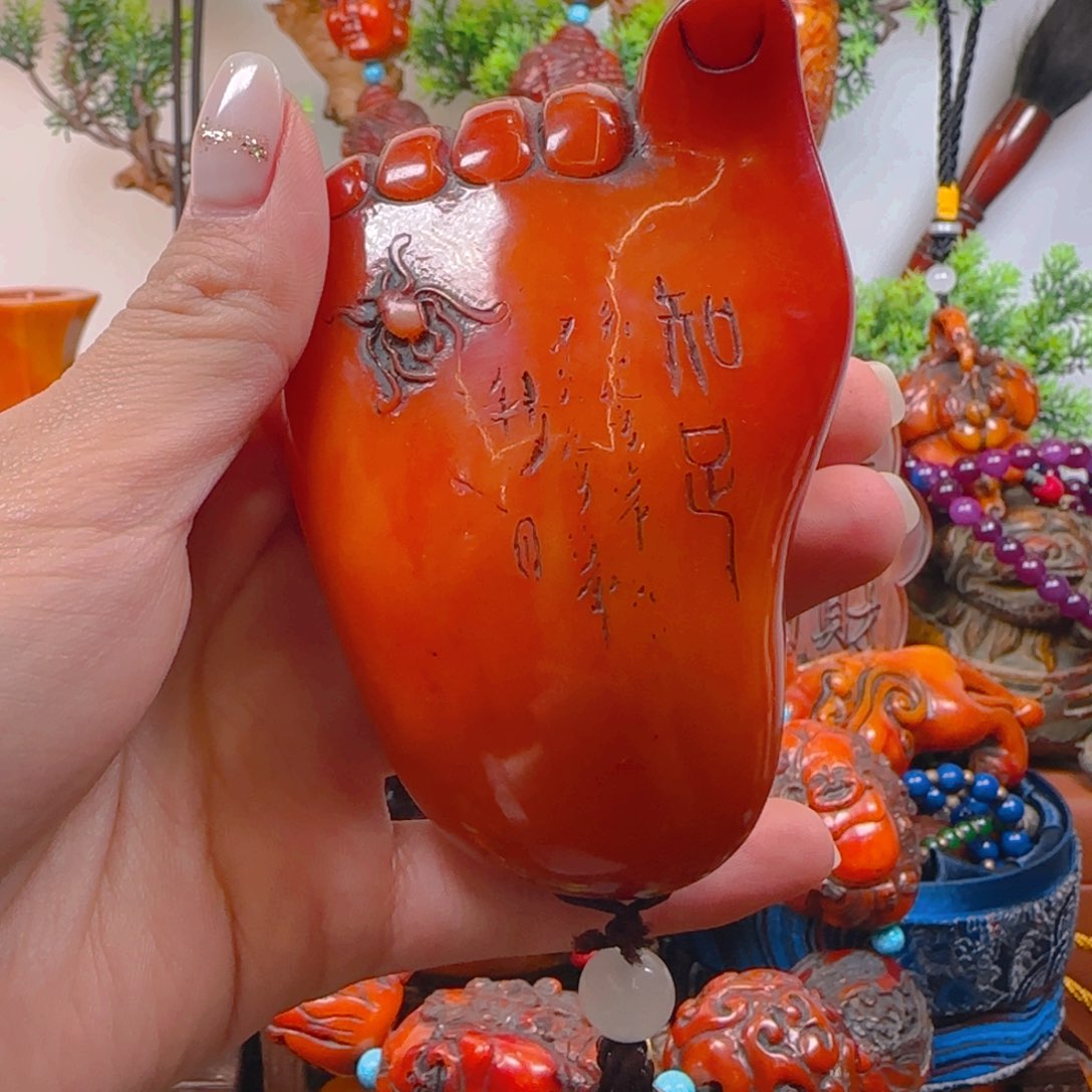 琥珀裸石未镶嵌手把