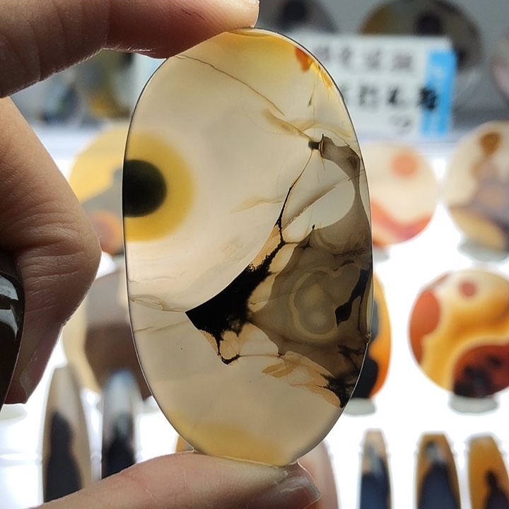 玛瑙/玉髓未镶嵌珠宝半成品67