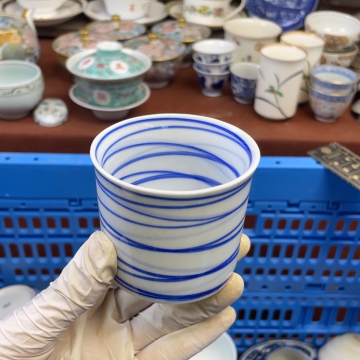 他家瓷器真美…开播了