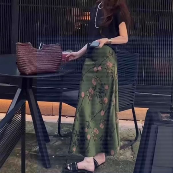 不开叉新中式国风水墨印花缎面半身裙女夏薄款裙子高腰中国风女装