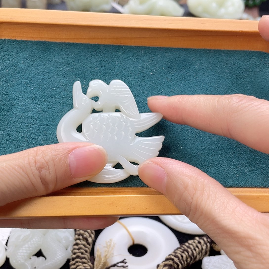 瓷片B*B新号开播磁盘一个挂件