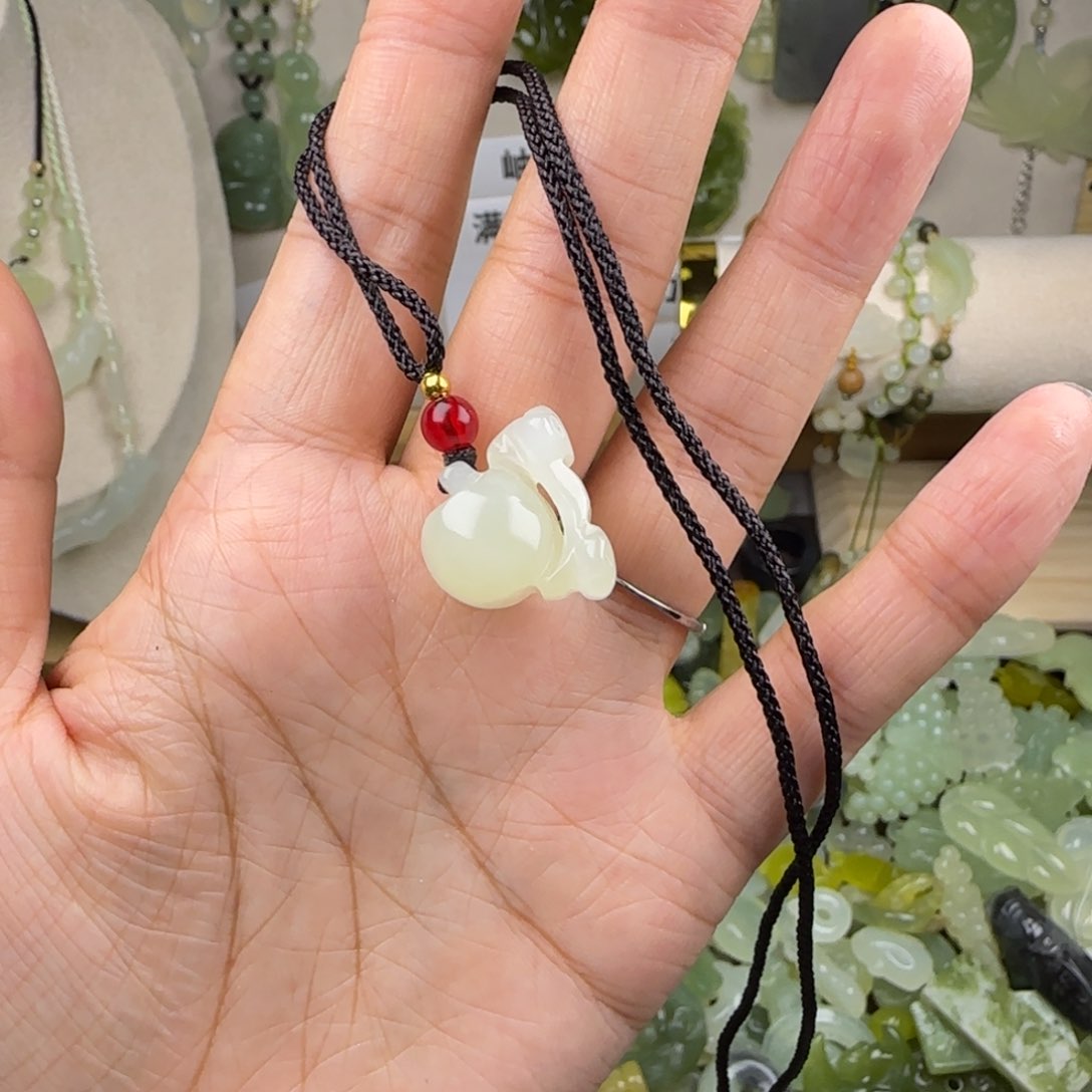 蛇纹石玉岫玉未镶嵌