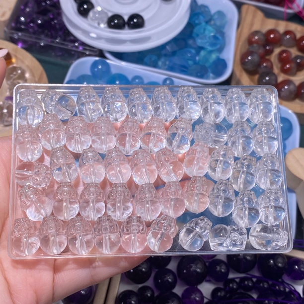 净体白水晶貔貅一个约宽10mm*长15mm