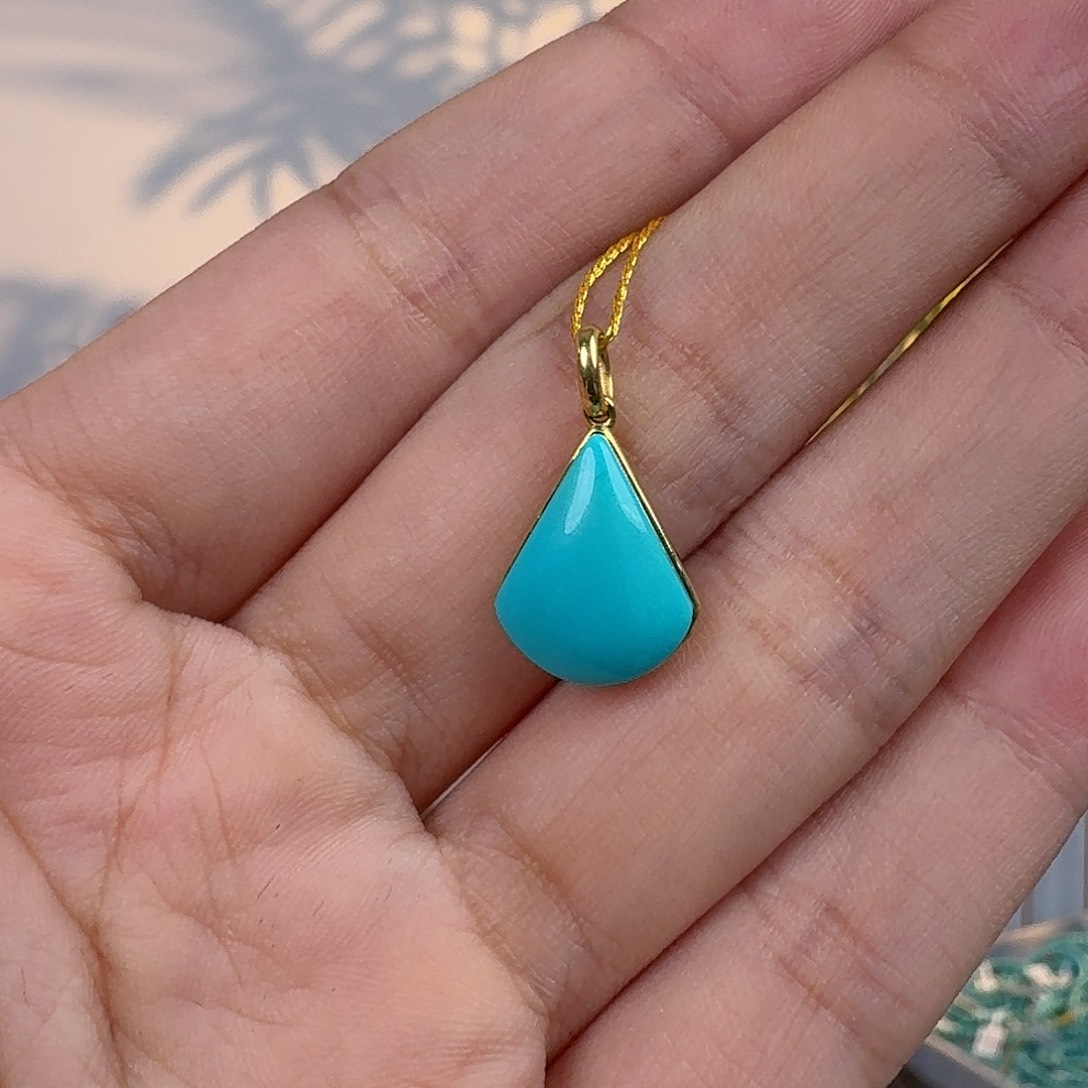 绿松石18K金镶嵌珠宝奇石