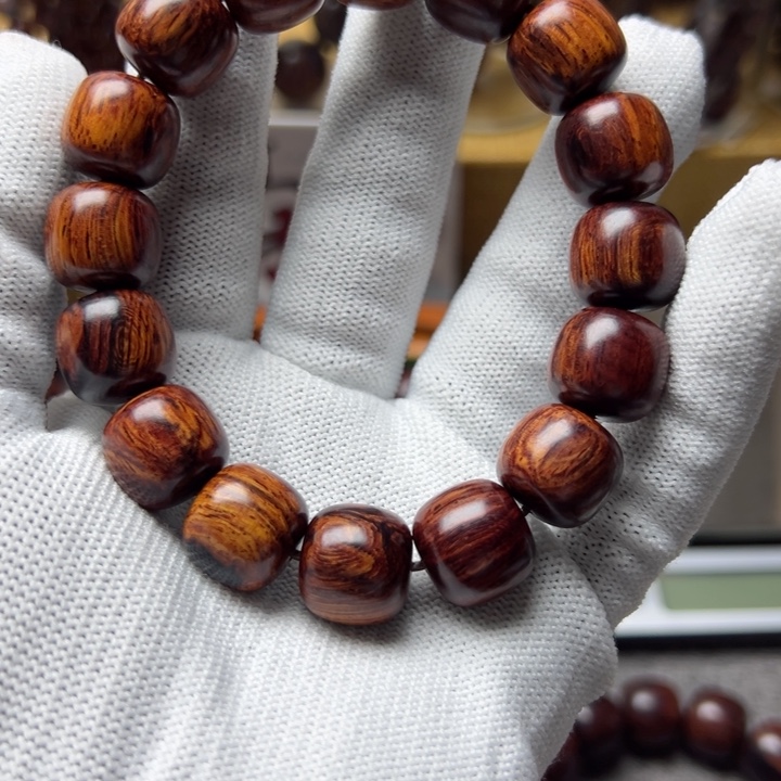 木?**津海南红降黄油底13*14满油满纹精品