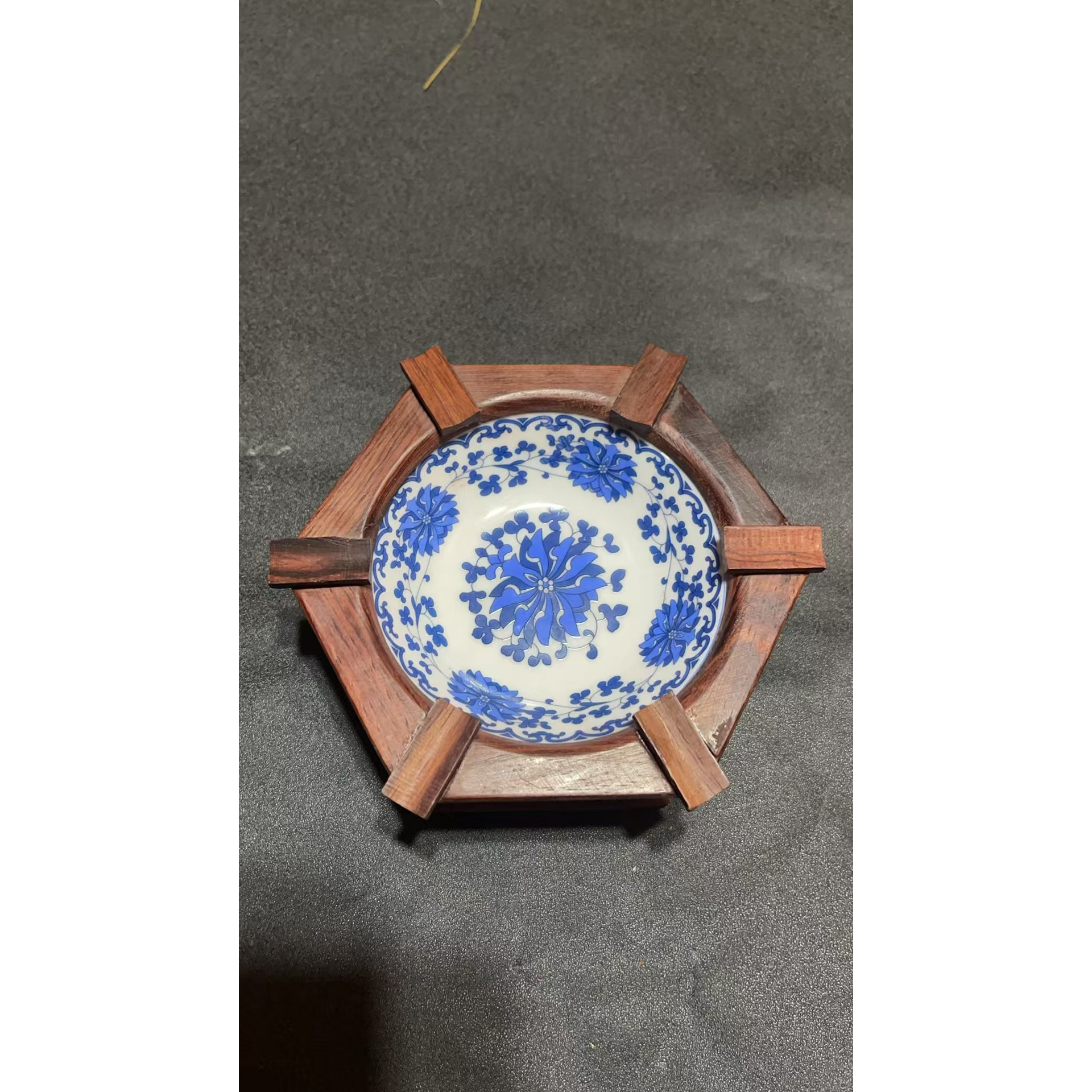 烟缸摆件一个链接