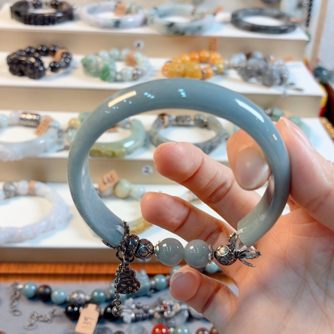 *****翡翠未镶嵌手链手串