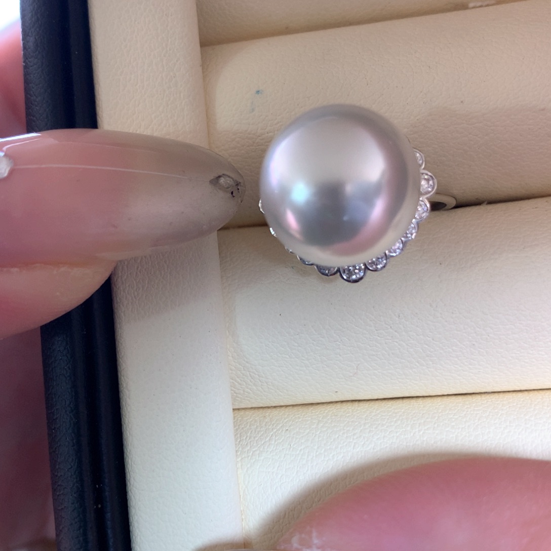 18K金镶嵌戒指海水珍珠