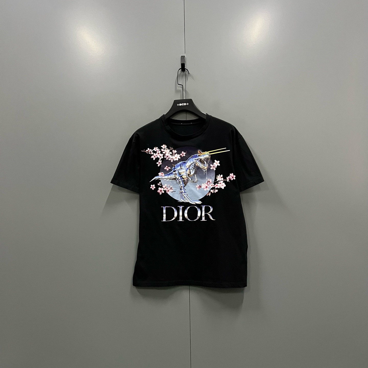 95新 DIOR/迪奥 (ll) 黑色樱花恐龙印花短袖 S码/020586 无领