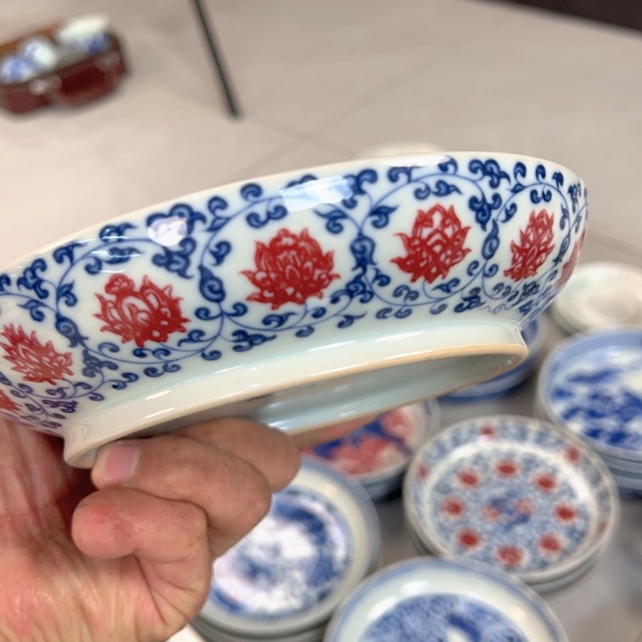 瓷片白青花釉里红缠枝莲大壶承