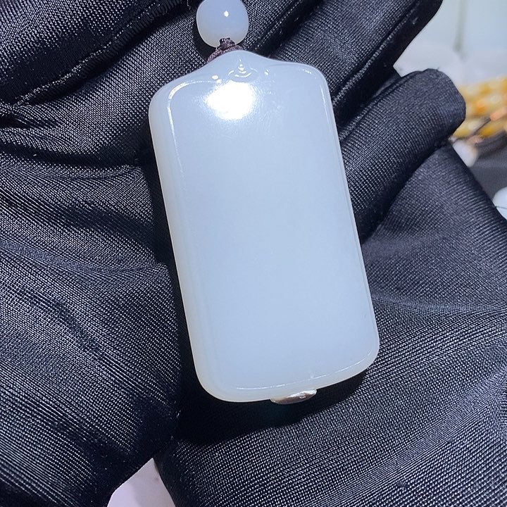 和田玉未镶嵌吊坠(不含链)火**睛