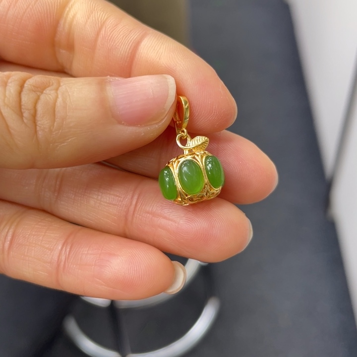 和田玉银S925镶嵌颈饰