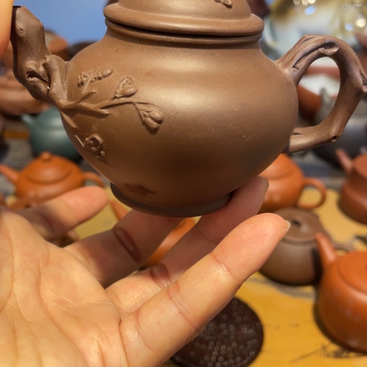 紫砂茶壶追****底梅报