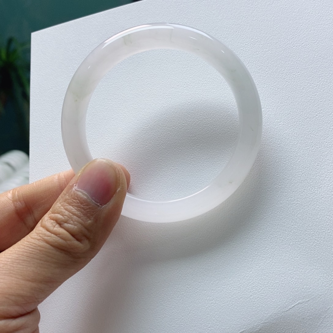 X***n石英岩玉未镶嵌手镯