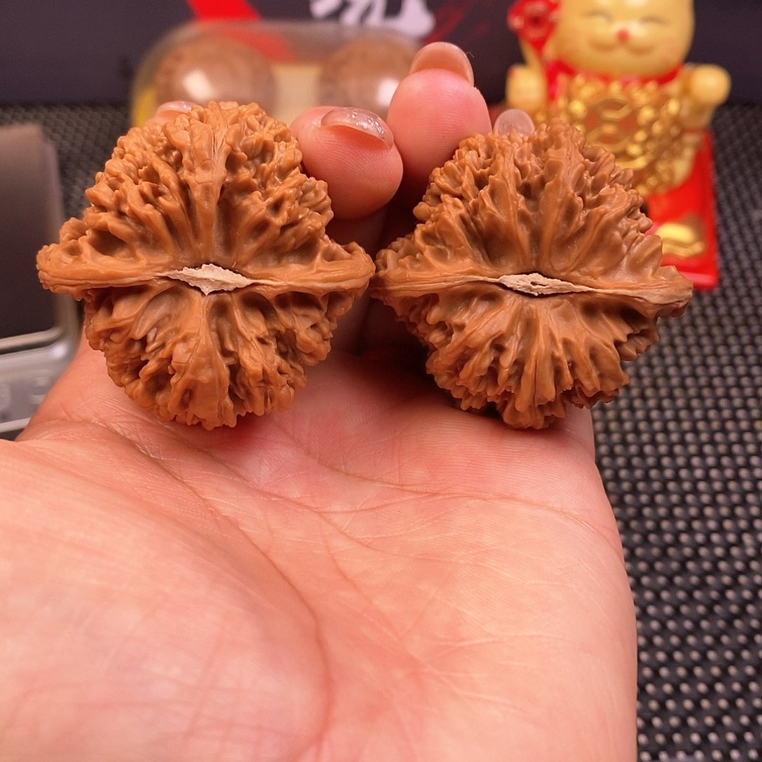 文玩核桃吊坠44➕满天星全品53克