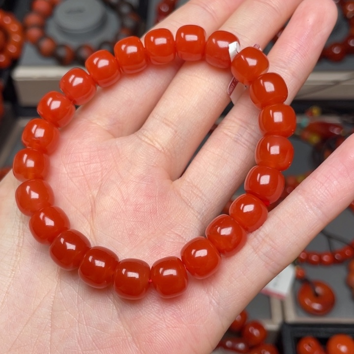 南红玛瑙手链未镶嵌