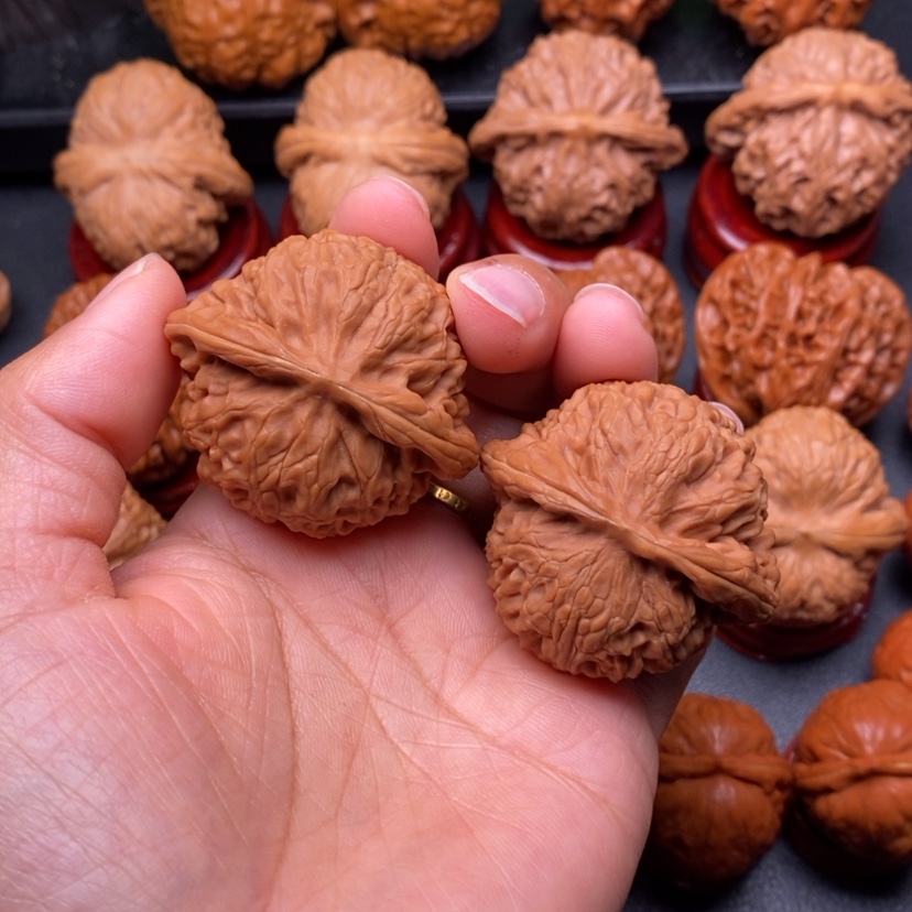 【闪购商品】文玩核桃把件42宫灯