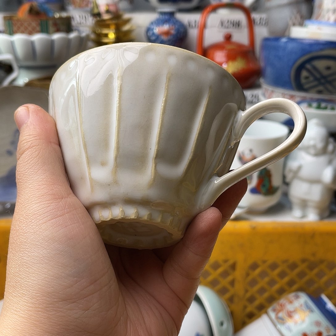 瓷片小**～哈哈哈我在这一片混乱里的笑