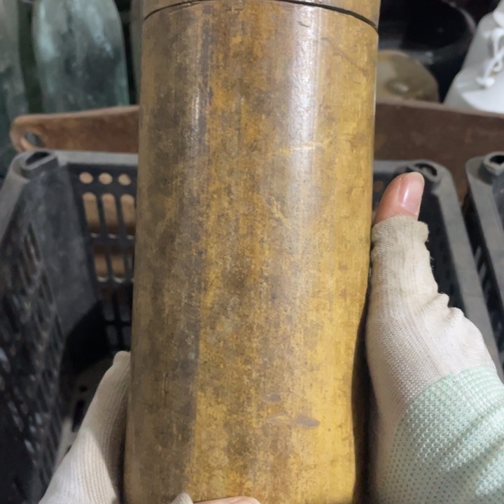 志***里瓷片孤品微瑕看好下单