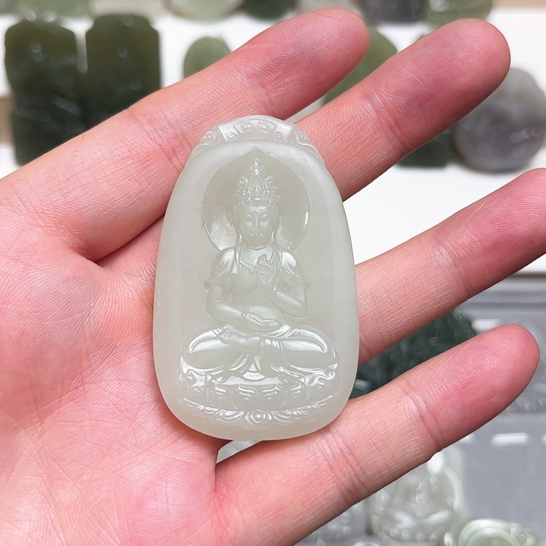 和田玉颈饰未镶嵌