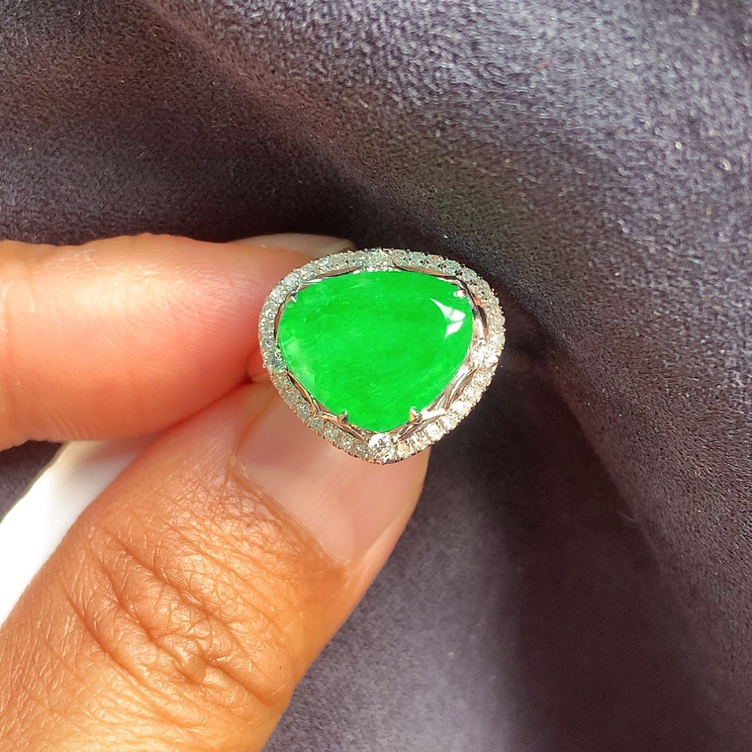 翡翠颈饰18K金镶嵌上新