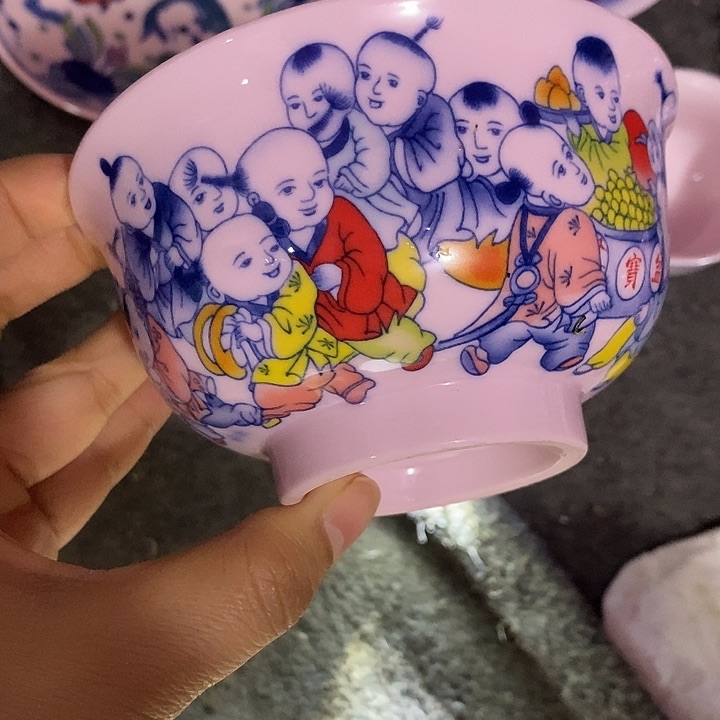 摆件陶4.5寸红稀土斗彩童子碗