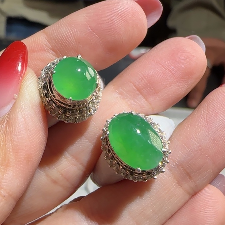 定制翡翠未镶嵌翡翠