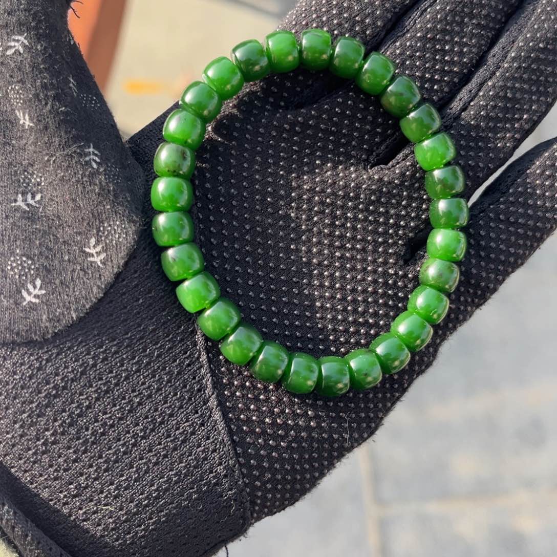 未镶嵌和田玉（碧玉）手链