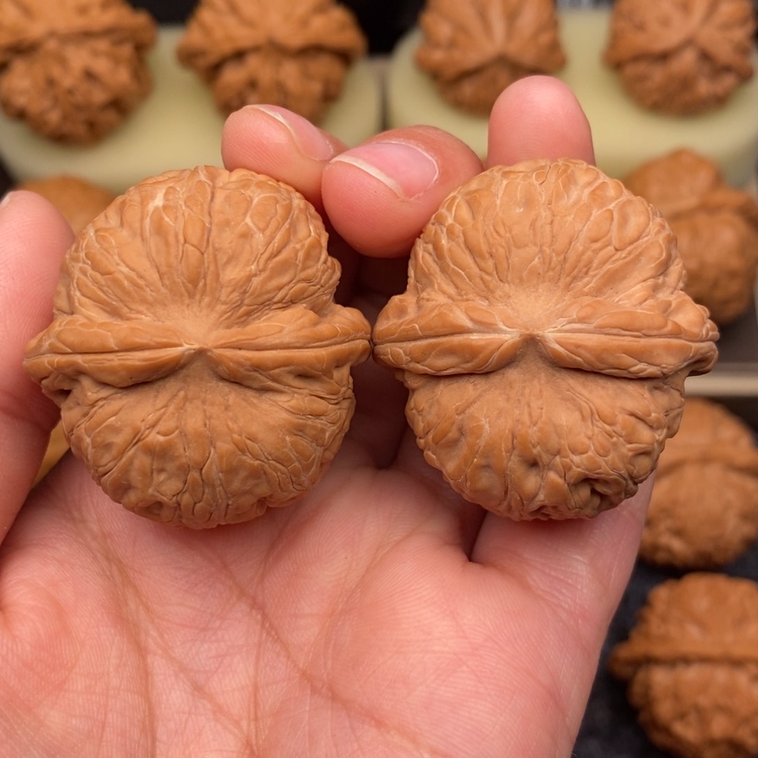 文玩核桃把件精品大元宝38