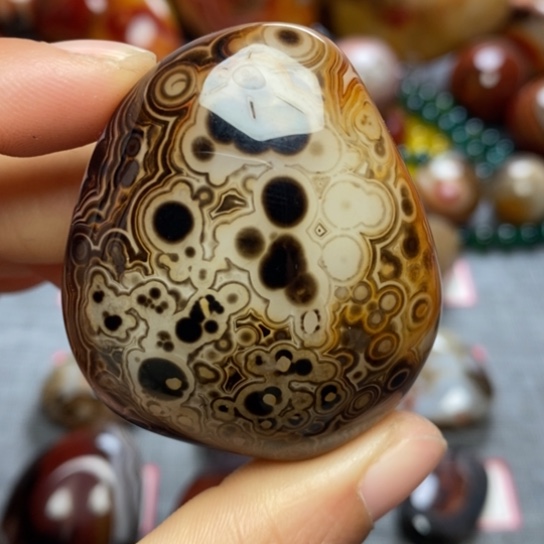 玛瑙/玉髓珠宝奇石未镶嵌