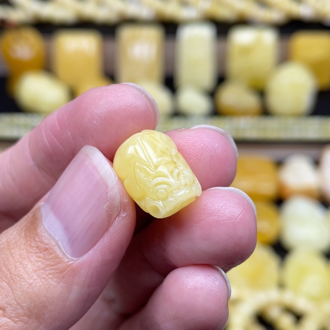 健***哥琥珀未镶嵌裸石琥珀蜜蜡