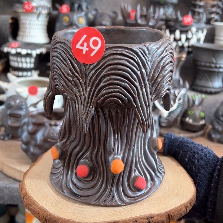 紫砂花盆手捏盆，有微小手工痕迹，内口10外高15