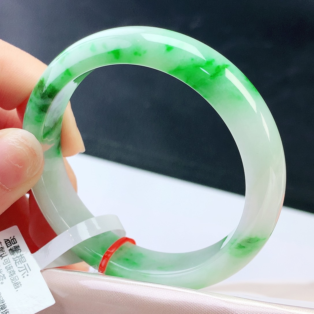 未镶嵌手镯翡翠54圈