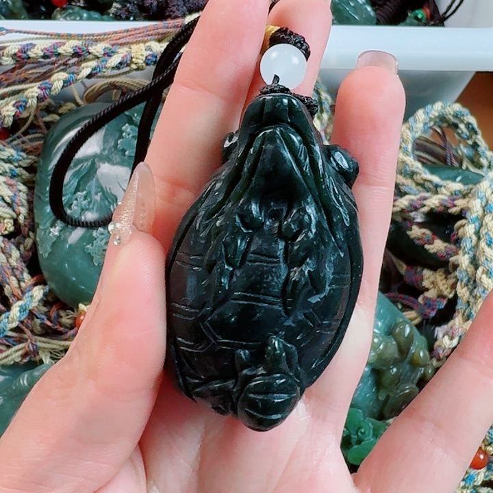 和田玉挂件未镶嵌