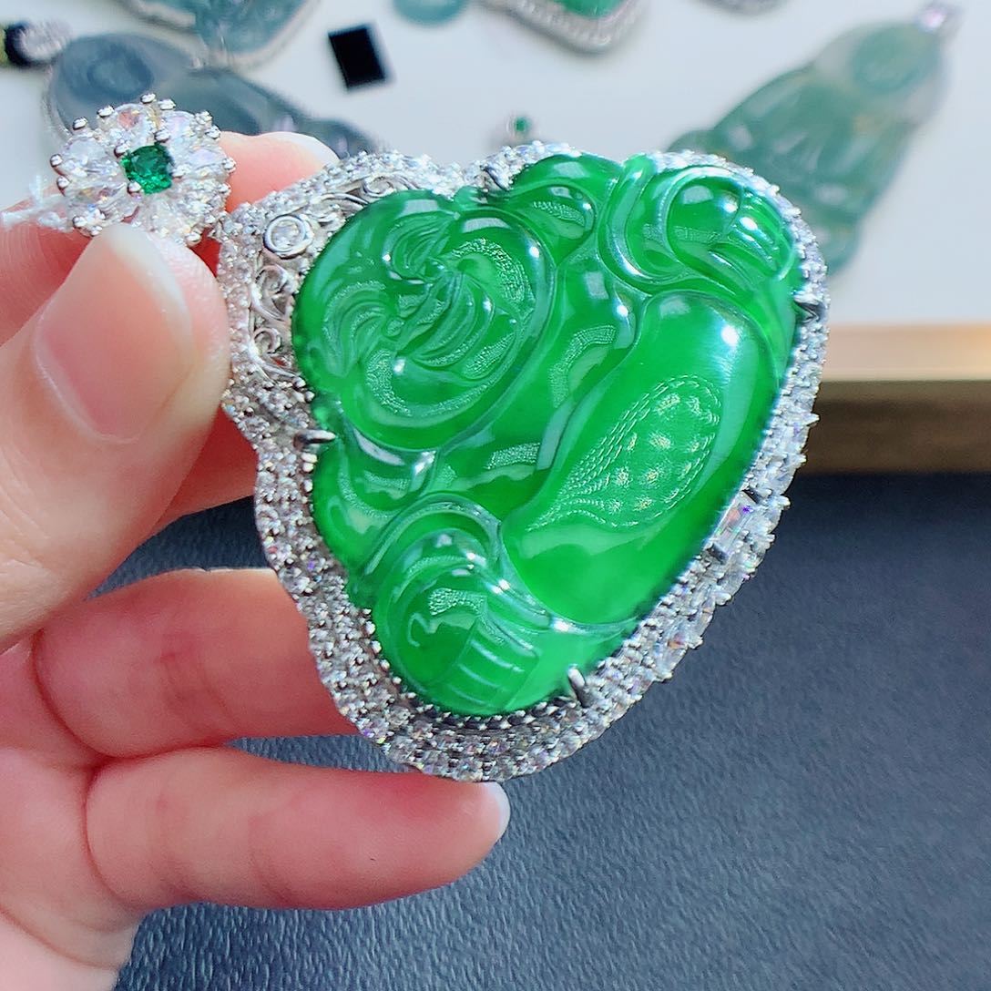 翡翠颈饰银S925镶嵌聚****）翡翠