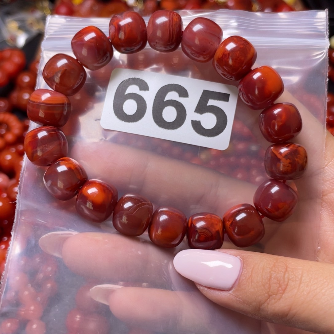 南红玛瑙手链未镶嵌文