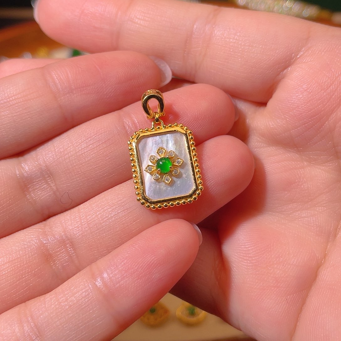 翡翠吊坠(不含链)银S925镶嵌