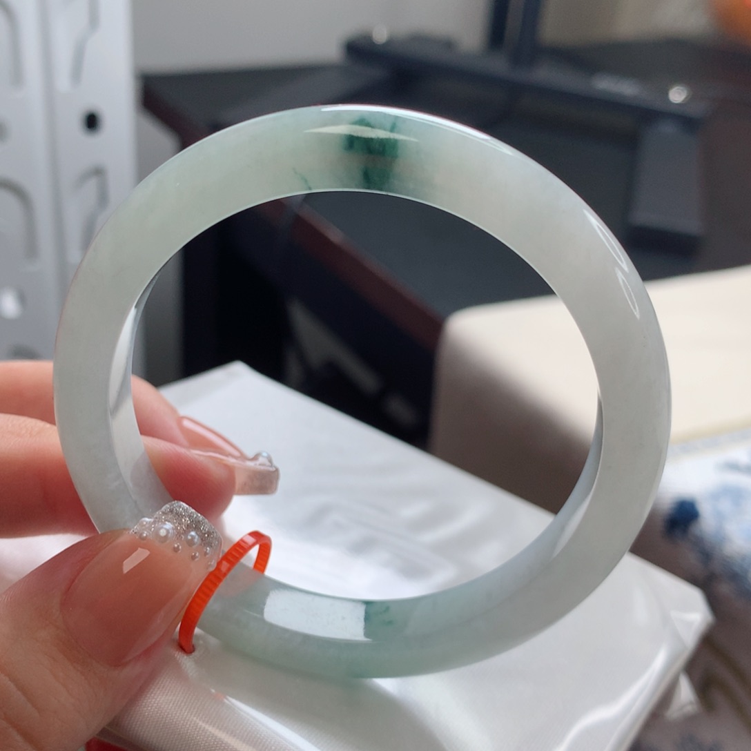 翡翠手镯未镶嵌54.8圈口