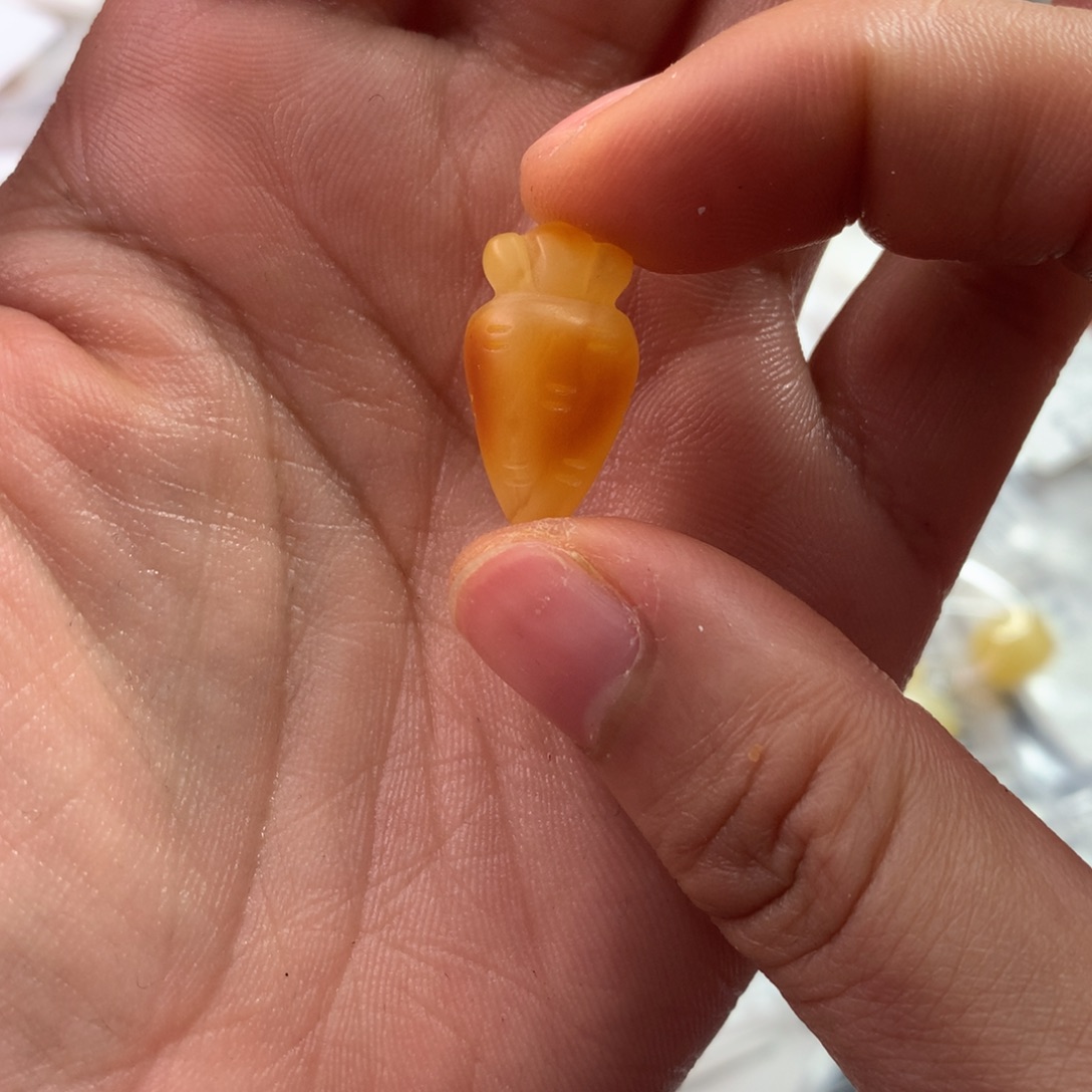 琥珀未镶嵌裸石蜜蜡