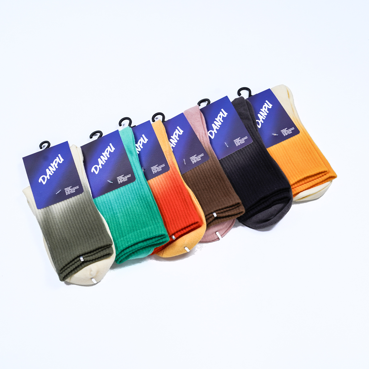 《混合色》女士中筒棉袜扎染渐变休闲袜潮流透气防臭