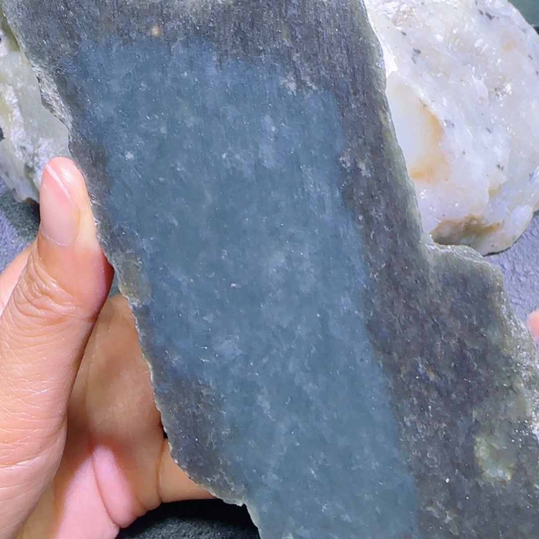 和田玉未镶嵌珠宝半成品