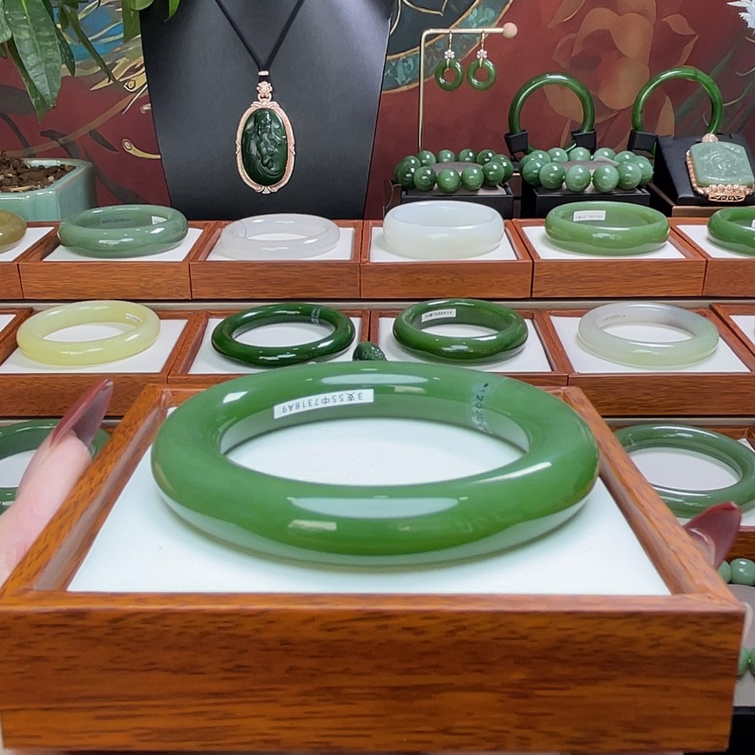 和田玉手镯55.8未镶嵌