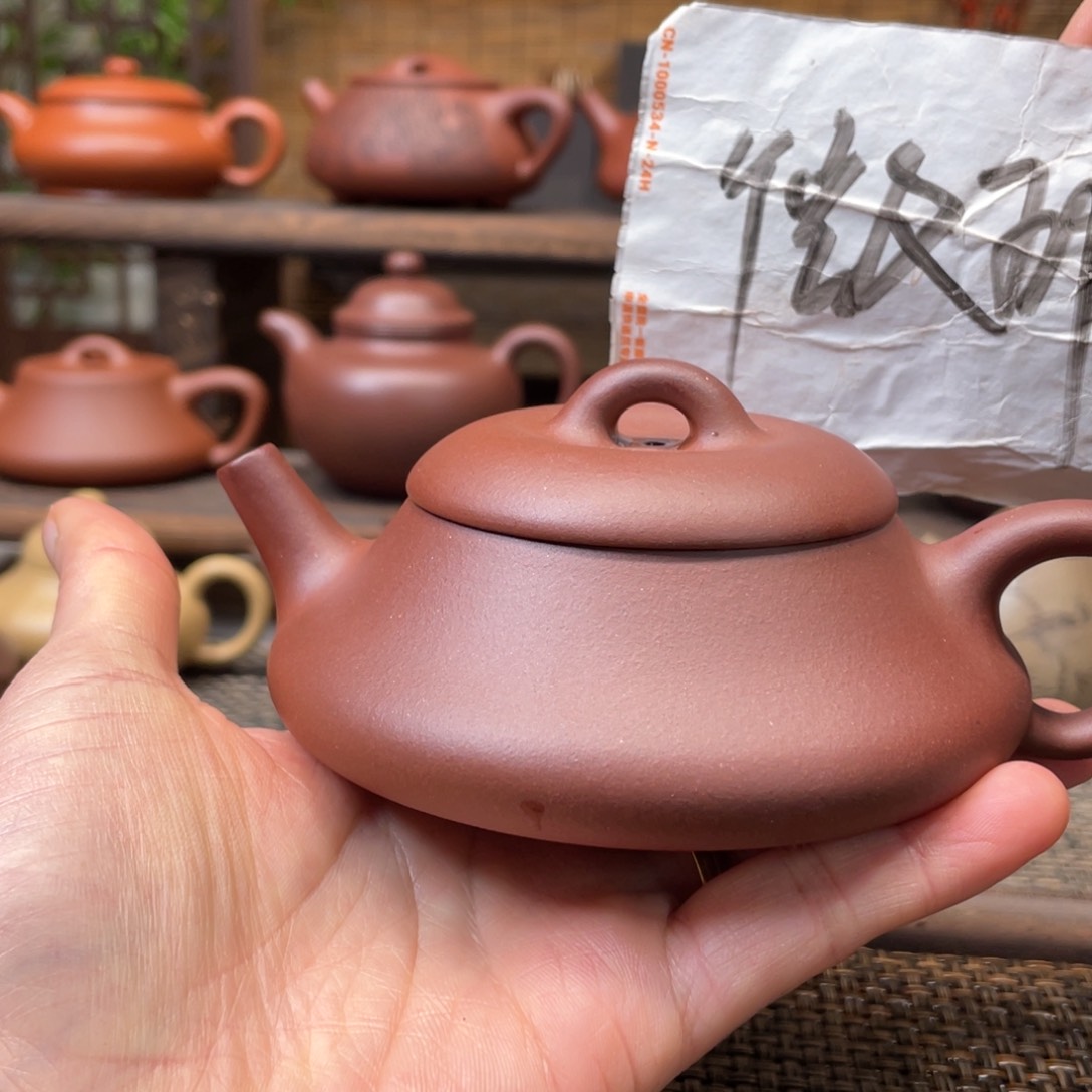 紫砂茶壶宜兴原矿紫砂手工制170