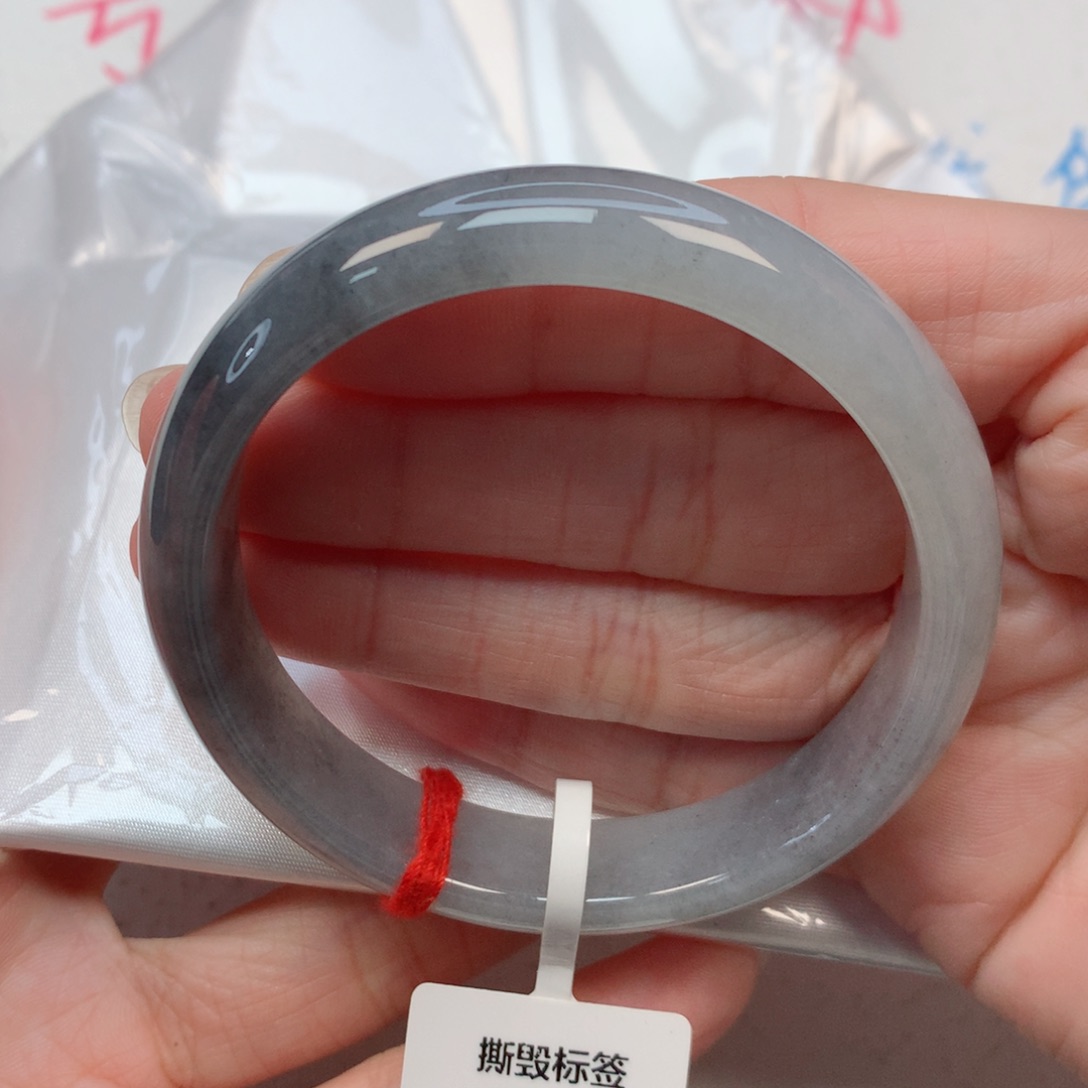 翡翠手镯未镶嵌55圈 冰乌鸡 特色镯