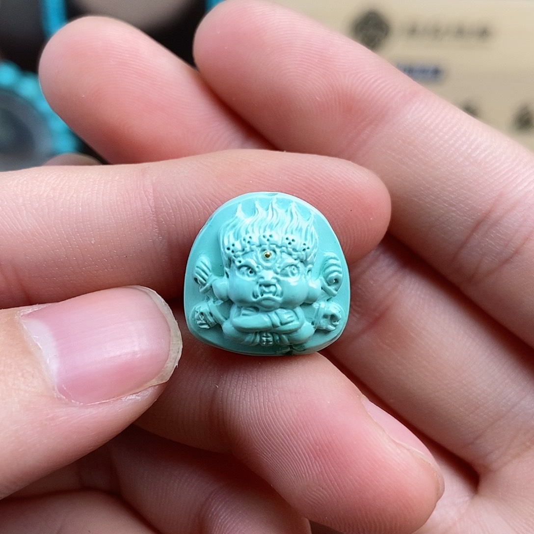 绿松石雕刻未镶嵌