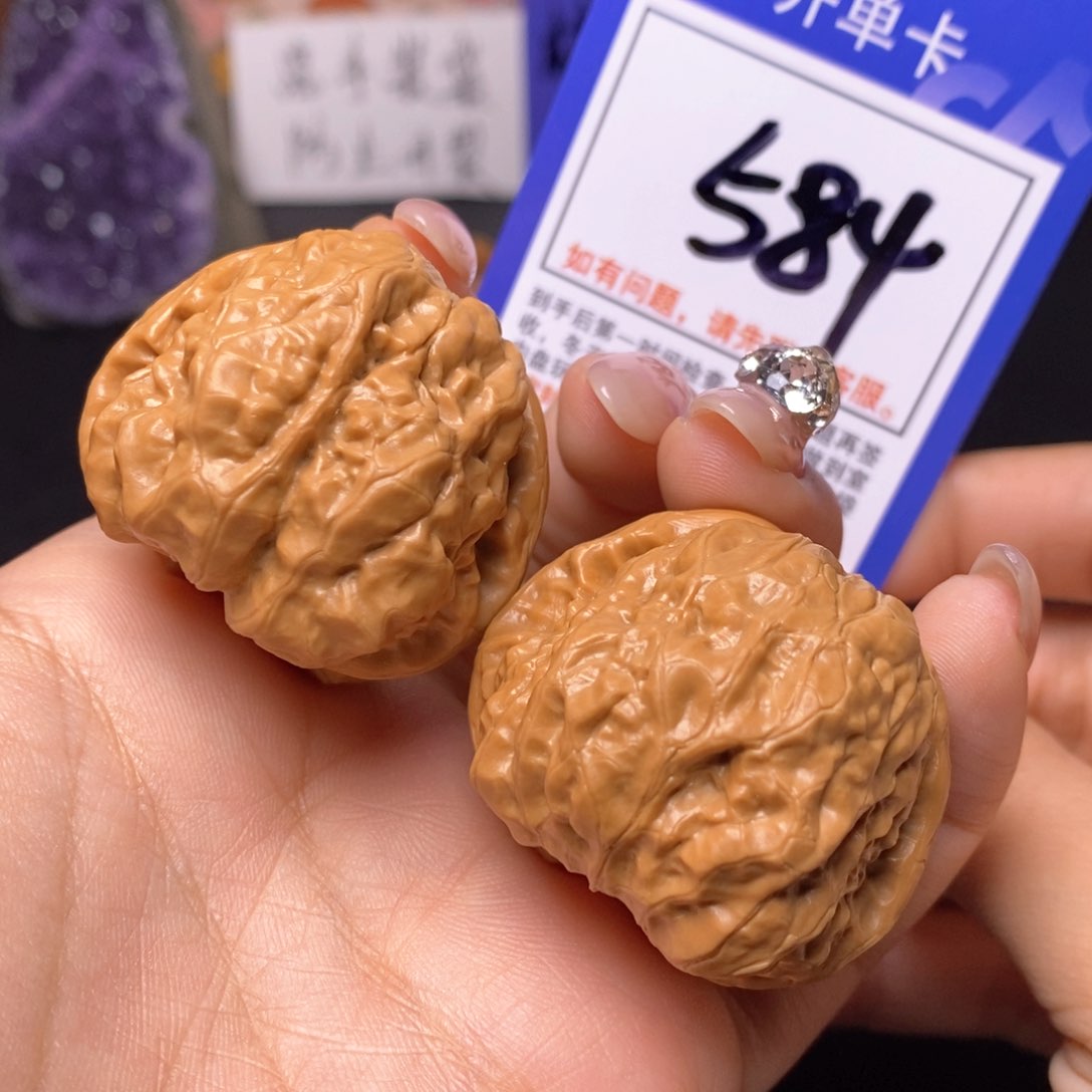 文玩核桃把件38蛤蟆头 584