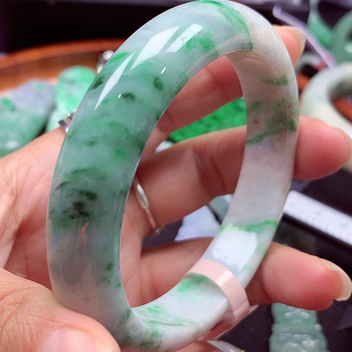 未镶嵌手镯翡翠翡翠