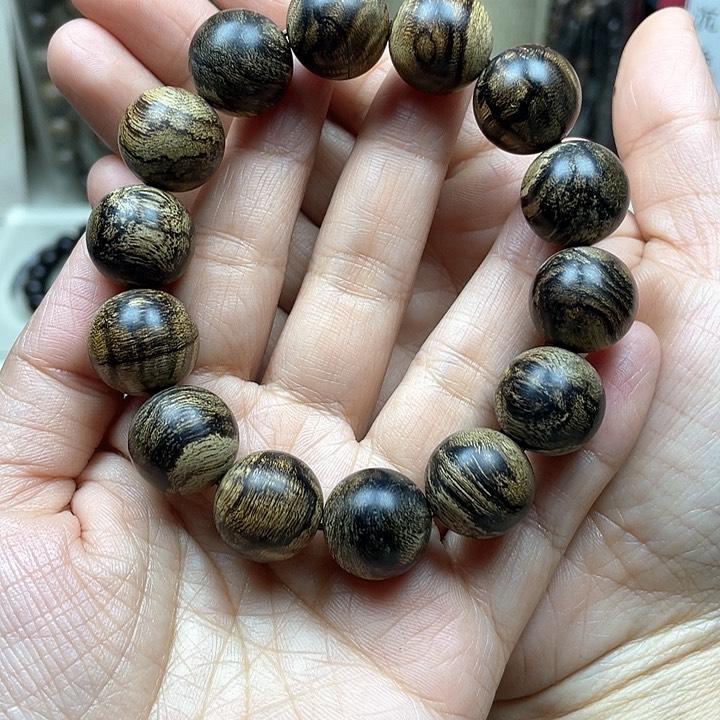 沉香手串精****任越南芽庄白奇楠留疤料虎斑纹