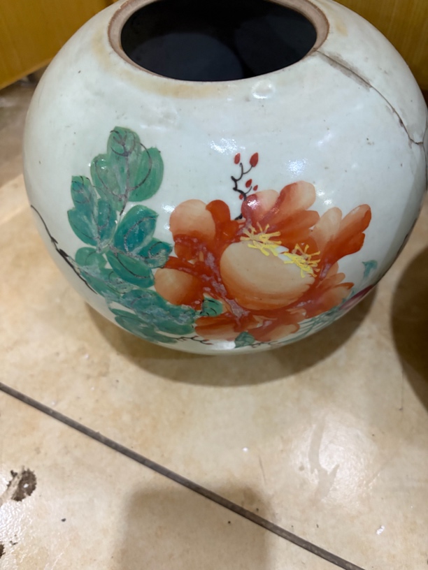 1号链接釉下彩瓷器拍下贴标签