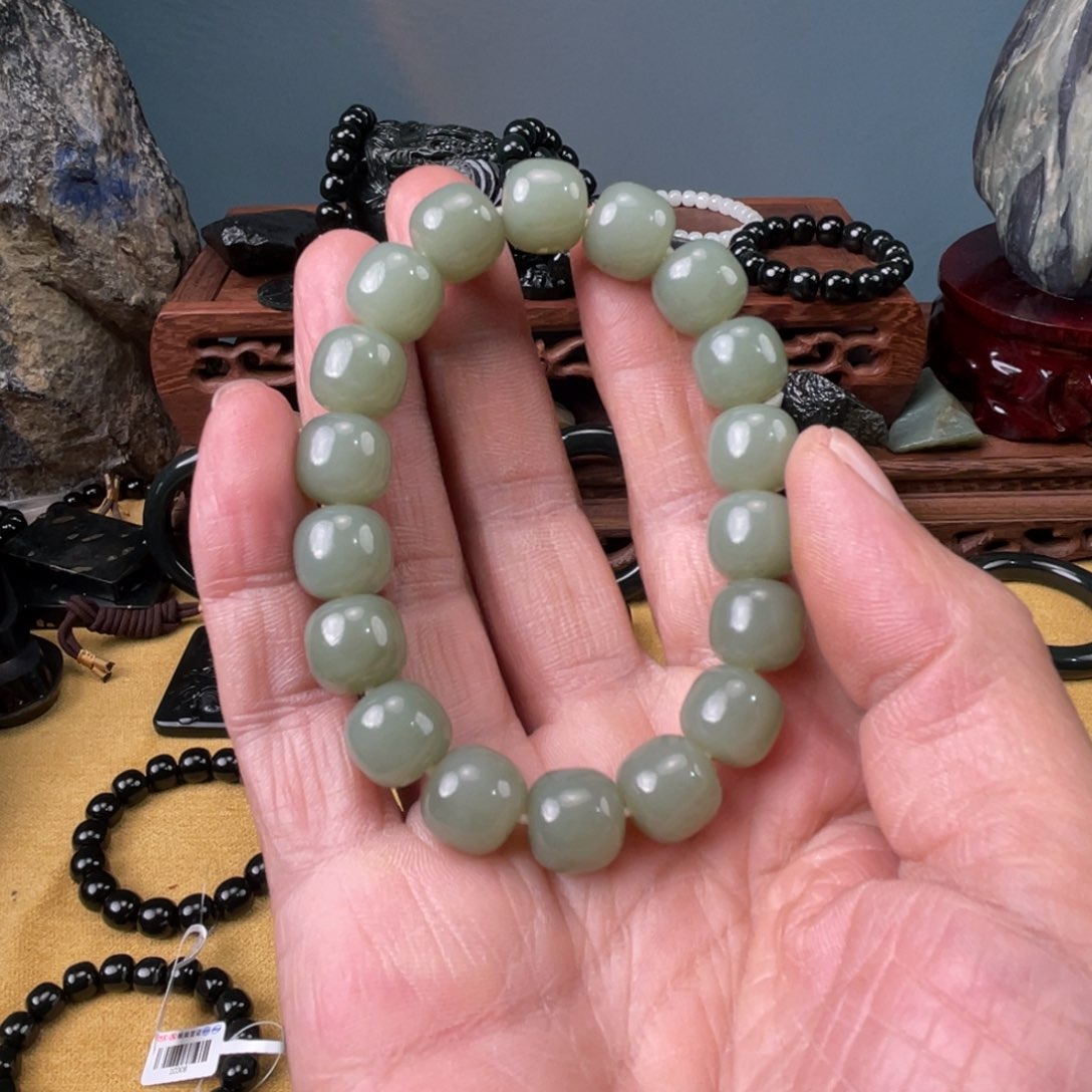 和田玉手链未镶嵌